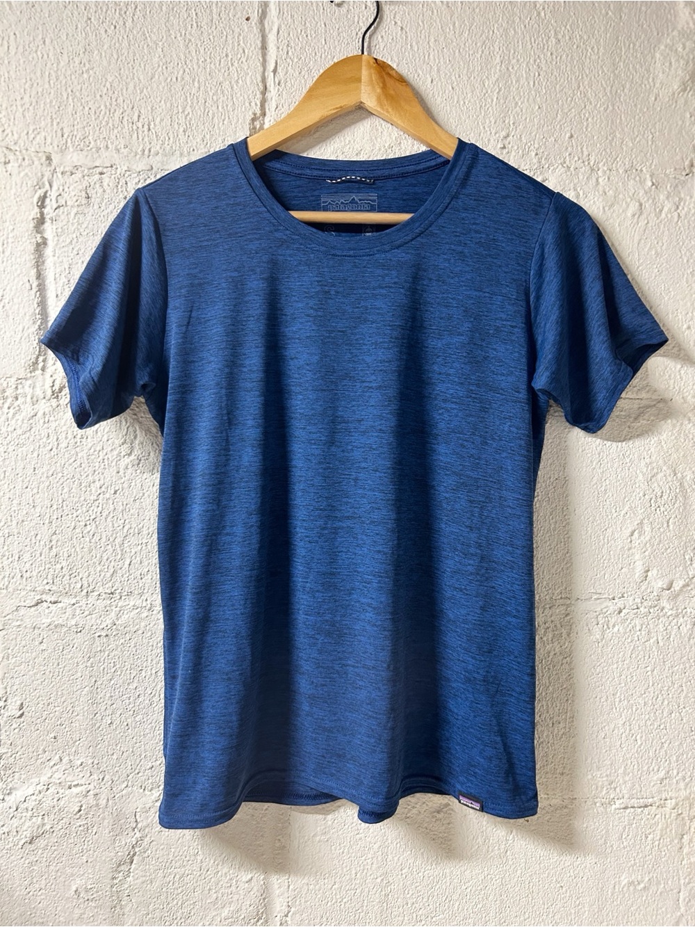 Patagonia Men's Capilene Cool Daily Short Sleeve Blue Performance T-Shirt Sz. S
